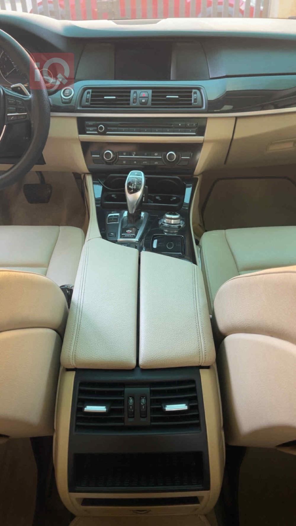 بی ئێم دەبڵیو سیریەس 5